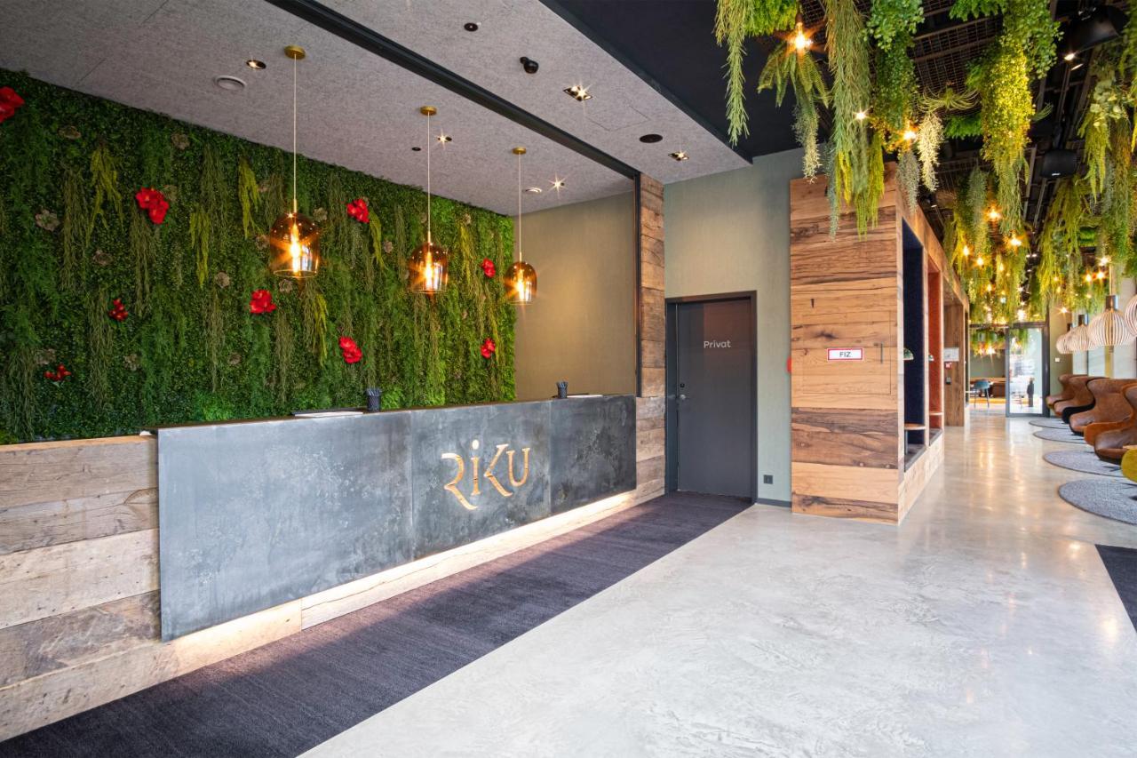 Riku Hotel Reutlingen Bagian luar foto